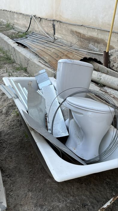 продам чугунную ванну и туалет