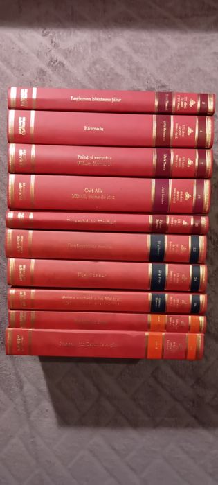 Cărți colecția roșie adevărul