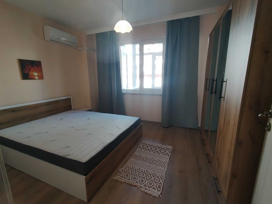 Дава се под наем Тристаен апартамент в Стара Загора, Център - 75 кв.м за 408 € - Снимка #5
