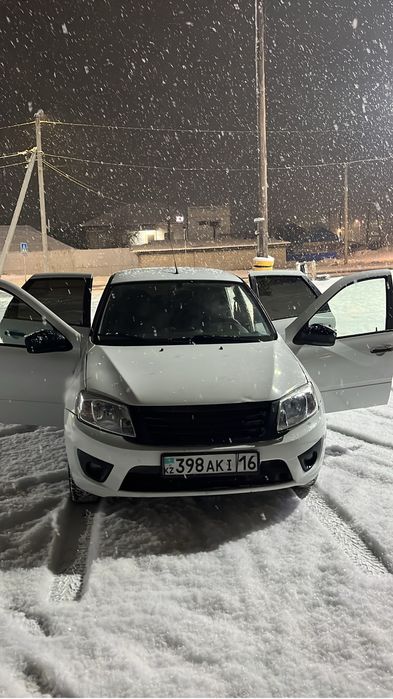 Машина лада гранта 2018