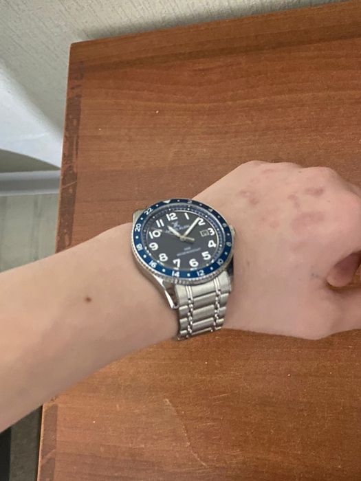 Кварцевые часы Daniel Klein