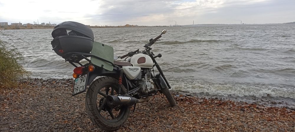 Мотоцикл Bajaj Boxer 150