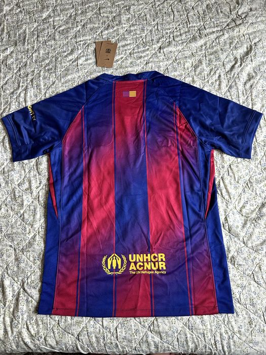 Tricou cu Barcelona