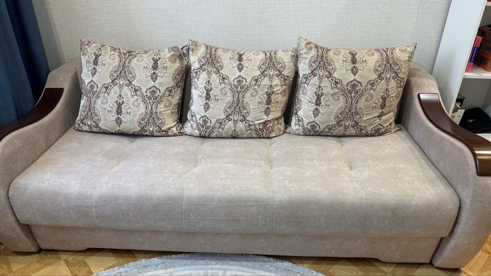 Продам диван б/у