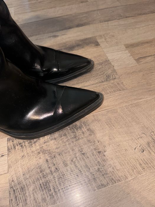 Ботуши ZARA. Каубойски, черни.