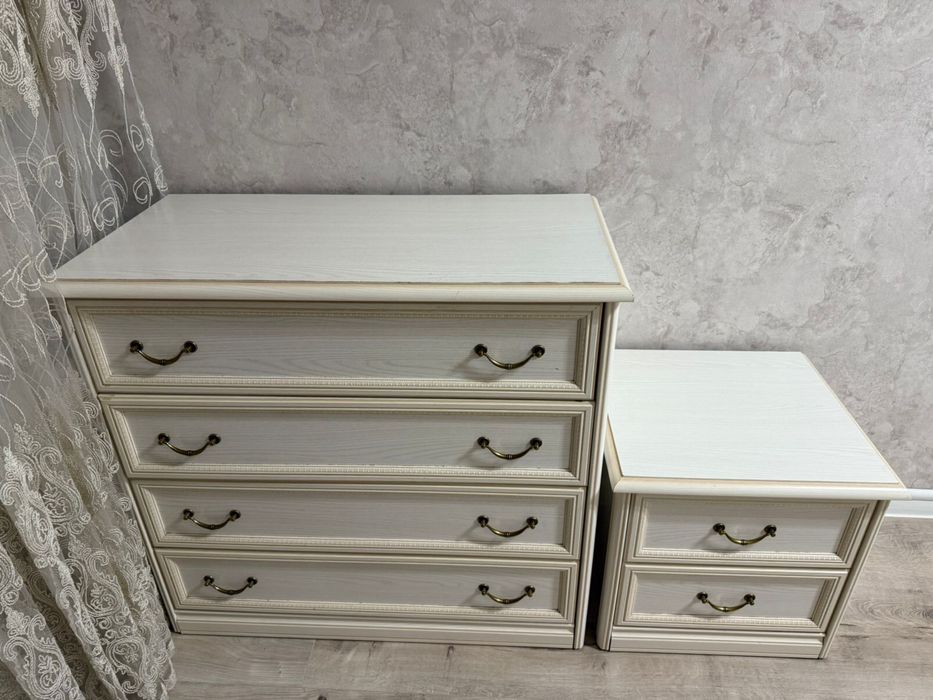 Спальний гарнитур