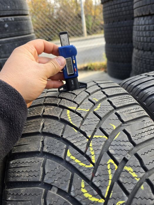 Anvelope de iarna 235-55r18 Bridgestone