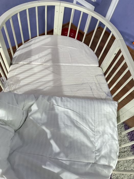 Спальный гарнитур в детскую комнату