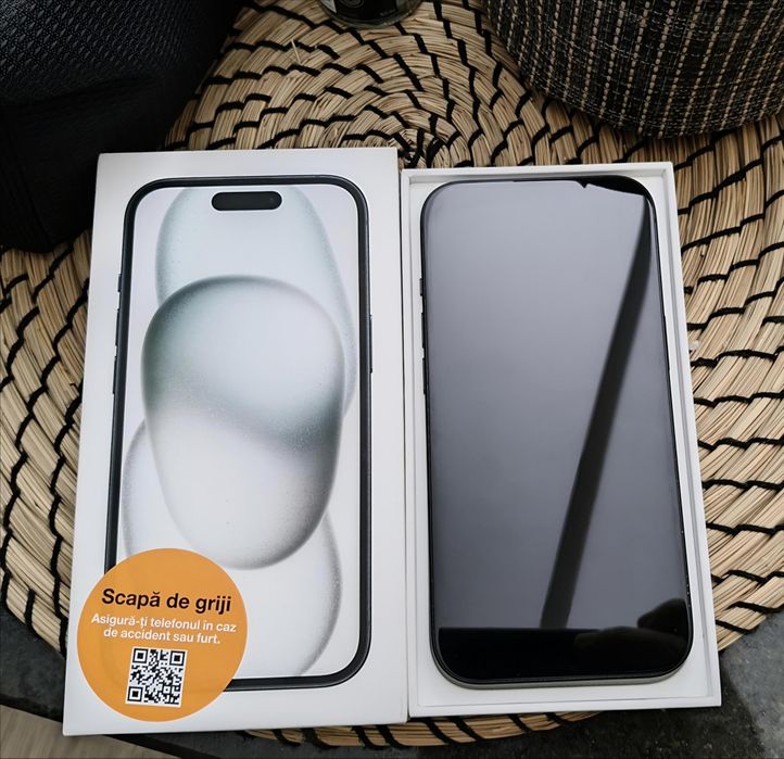 iPhone 15 , de vanzare