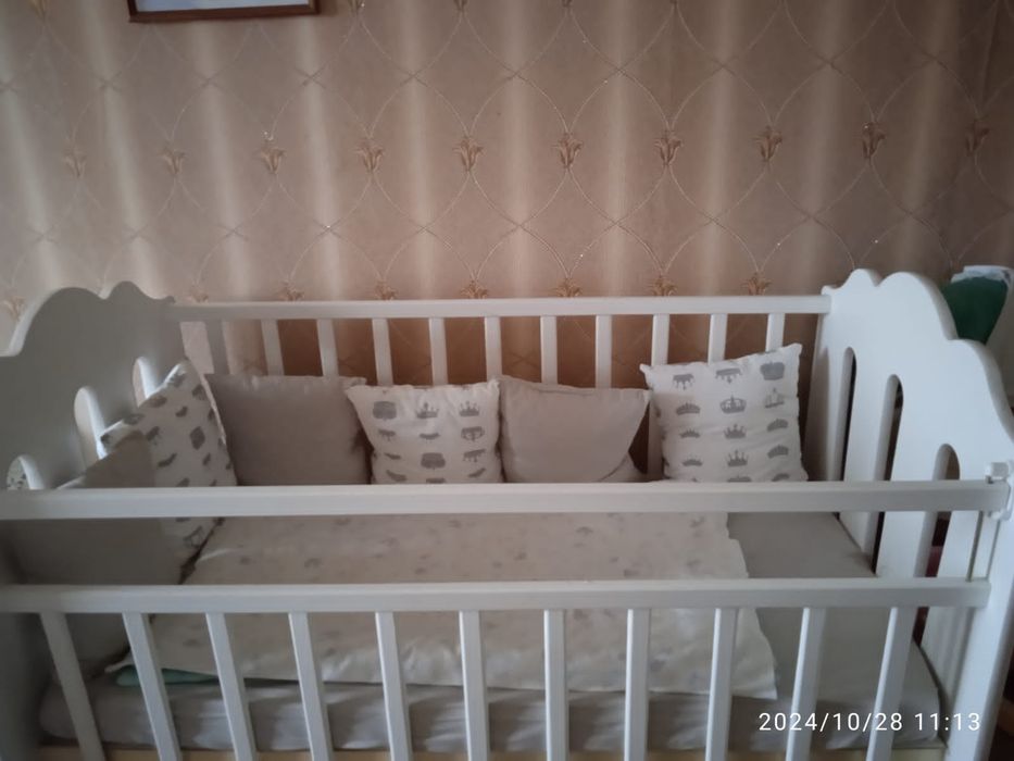 Детская кроватка