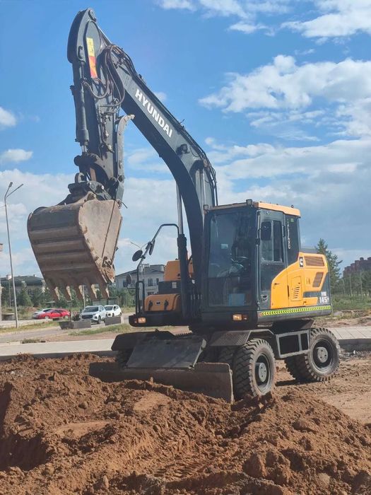 Услуги экскаватора Hyundai 145