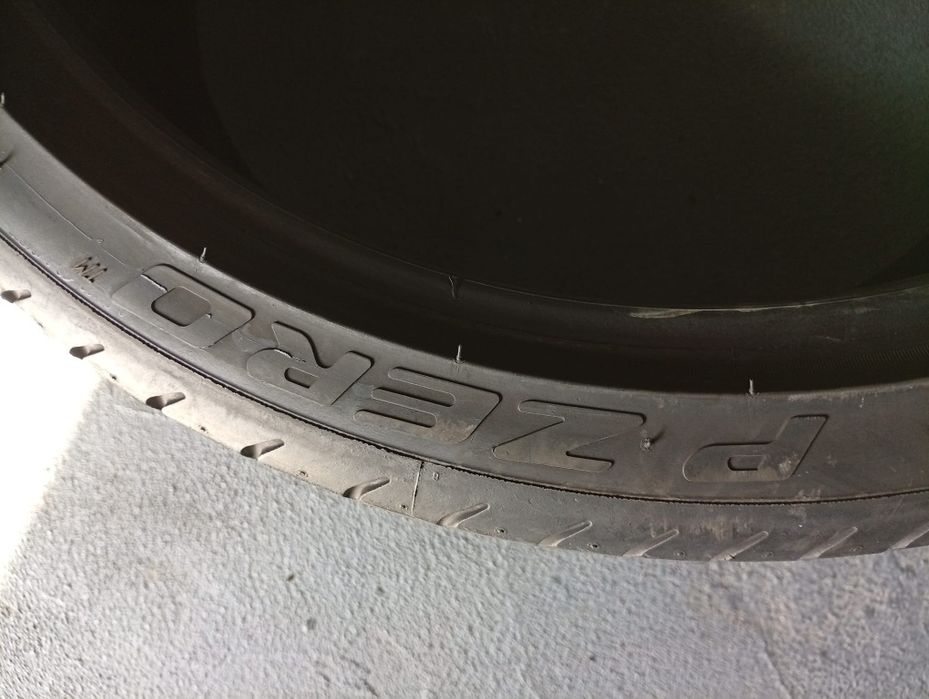 225 35 19 Pirelli