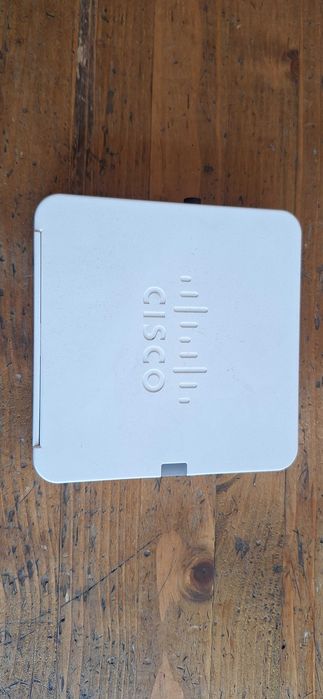 Pachet CISCO AP + Router + Switch : CISCO WAP125 + CISCO RV340 + CISCO SG250-26P