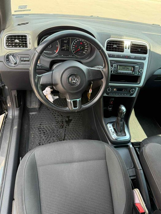 VW Polo 1.6 TDI Автоматик
