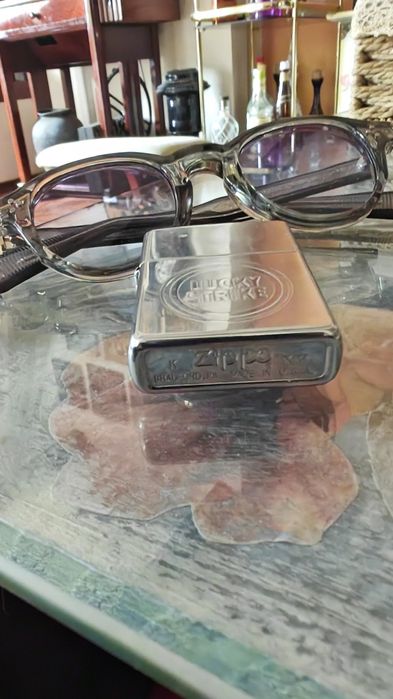 Zippo vintage, Lucky Strike