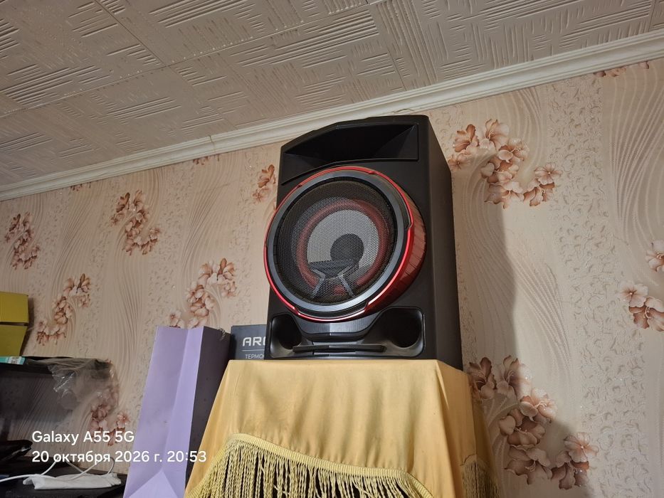 Продам муз центр LG CJ87