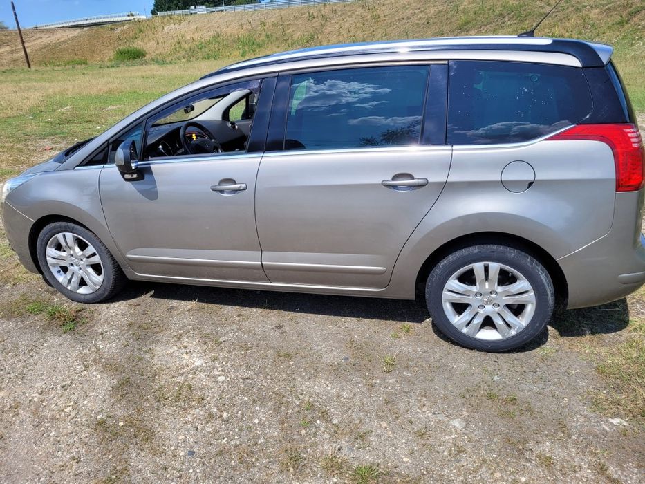 Peugeot 5008 1.6 benzina