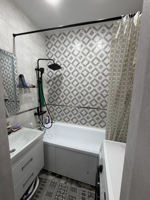 Продам хорошую евротрешку