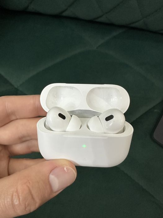 Ipad Pro 12.9 M2 256 GB Wi-Fi+Cellular + magic cayboard + наушник