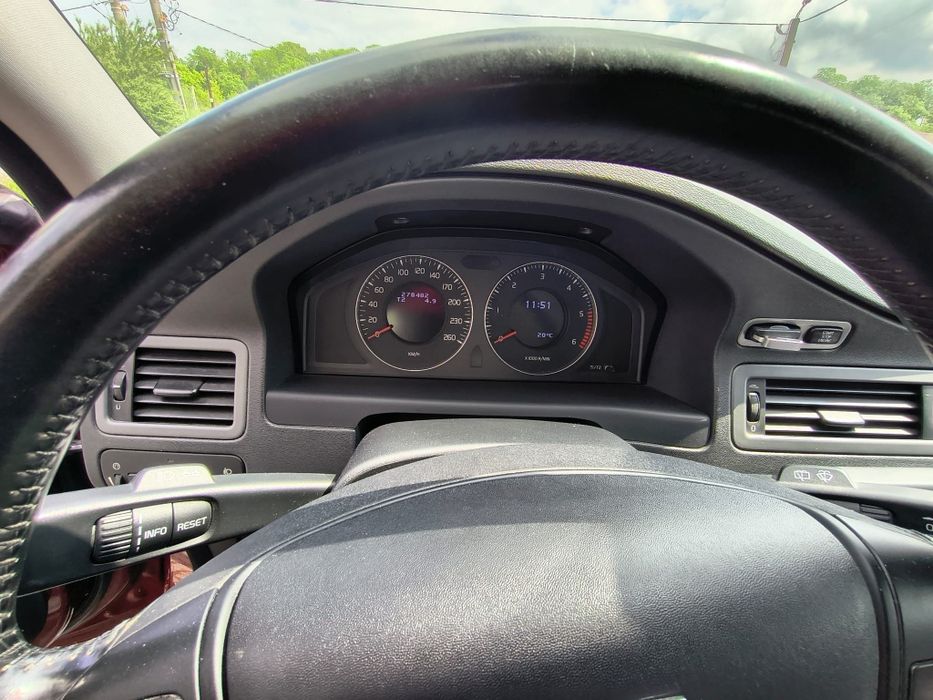VOLVO V70 1.6 DISEL 110CP