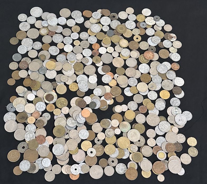 Super Pret! Lot Imens Monede de Colecție – Peste 450 Bucăți (Țări Diferite)