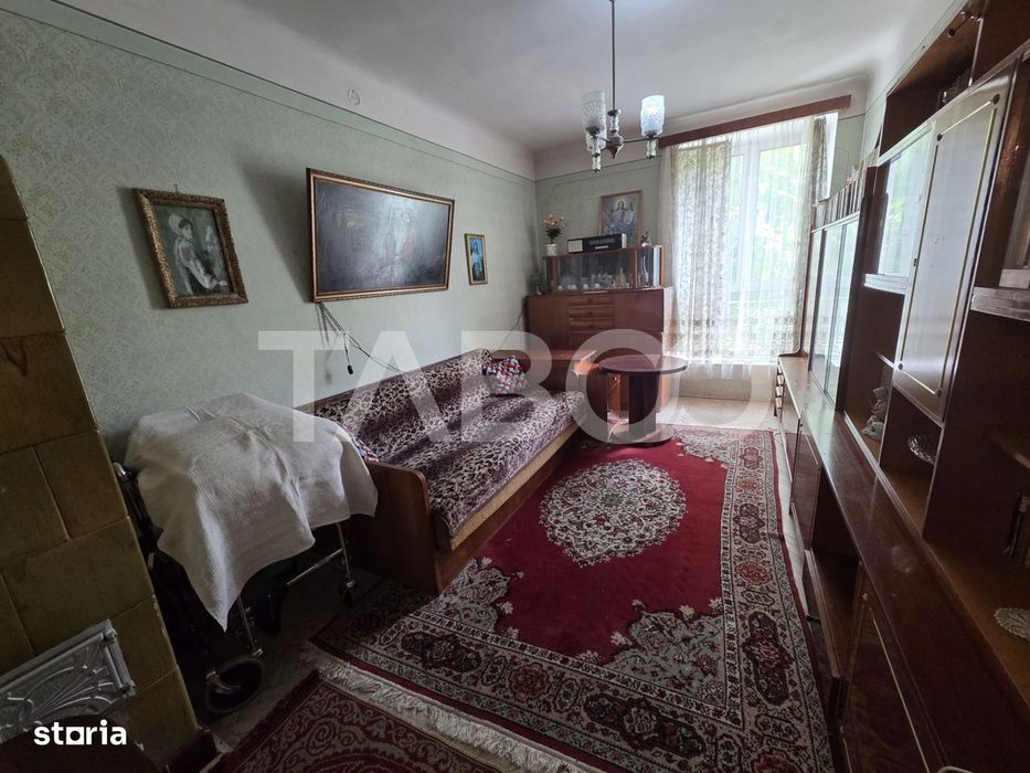 Apartament 2 camere semidecomandat 42 mp utili etajul 1 zona Negoiu
