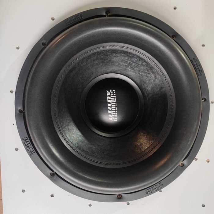 Субуфер (бас) Sundown audio X15 v3 + кутия