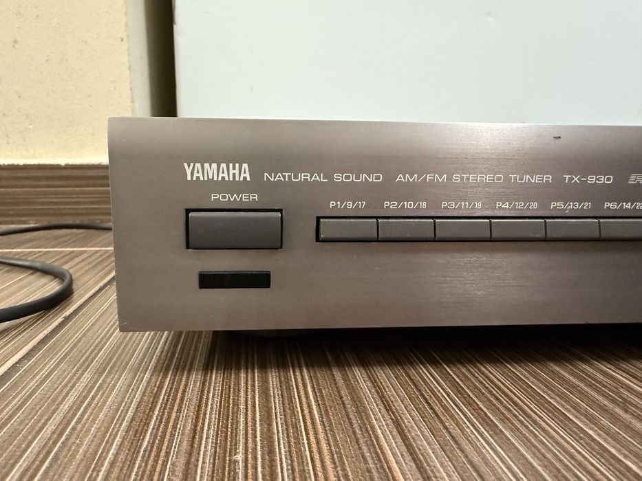 Yamaha TX-930 FM Тунер