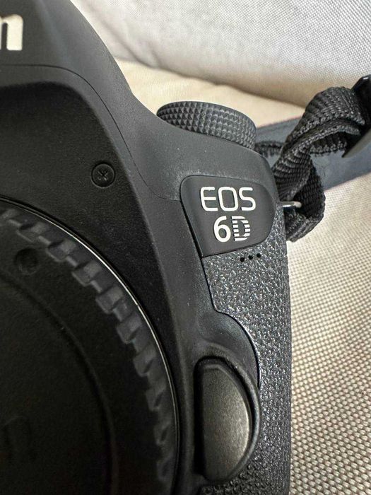Canon EOS 6D body full frame, 39.553 cadre, GPS + WiFi