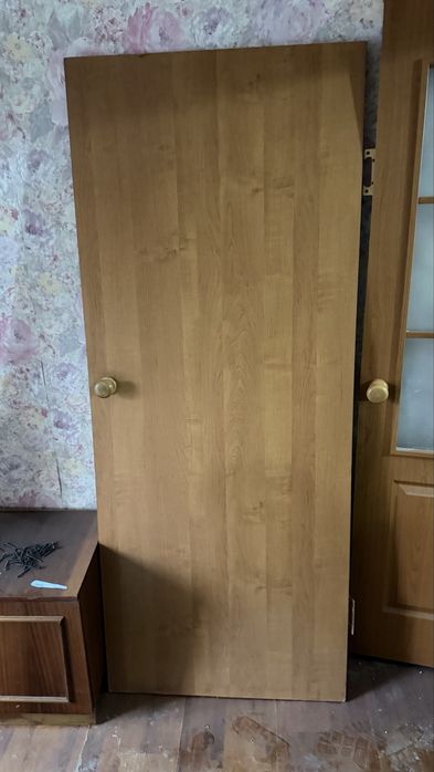 Двери б/у общ 10000