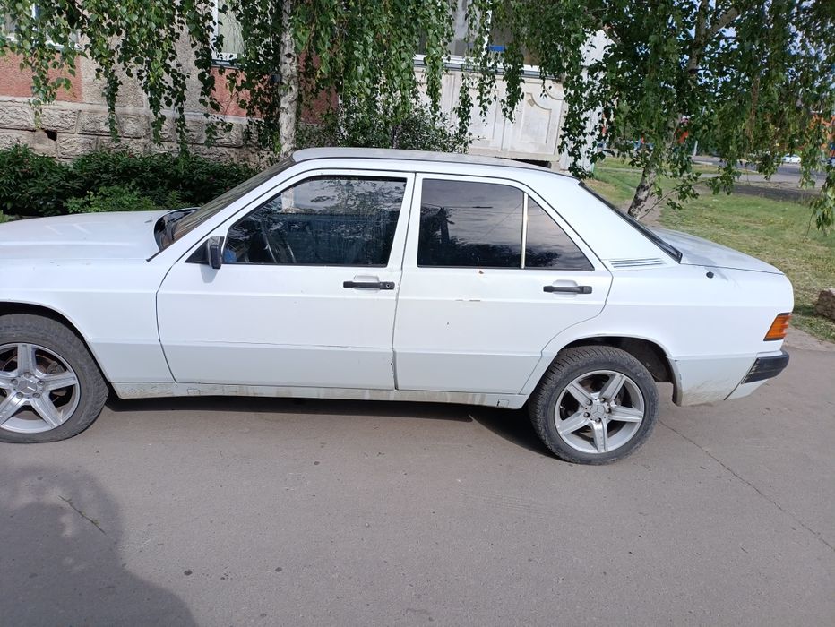 Мерседес 190 в отличном состоянии
