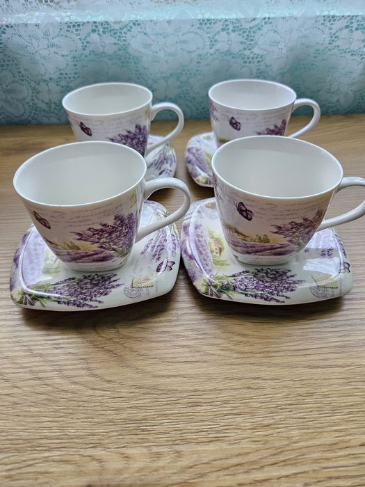 Set 4 cesti si 4 farfurioare model lavanda