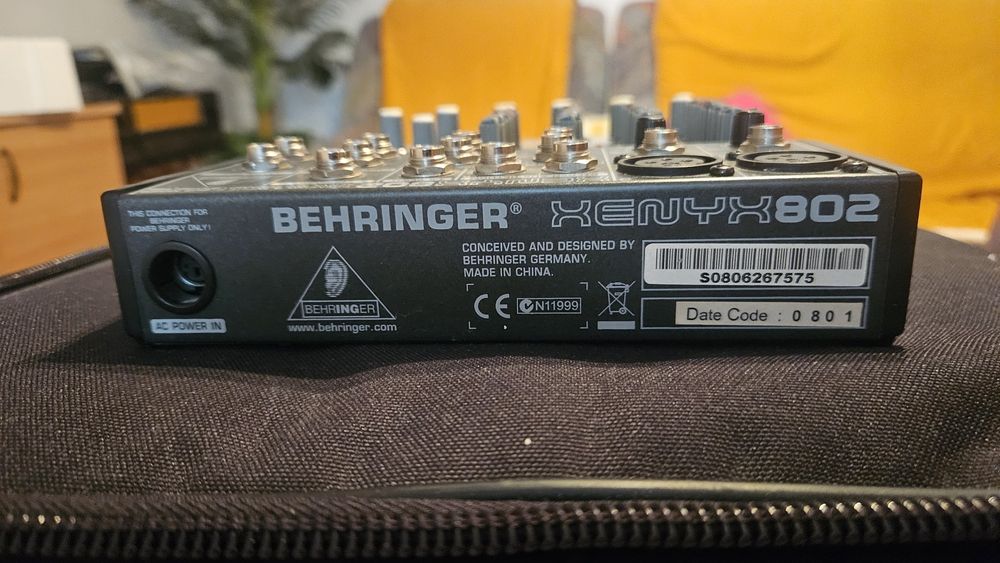 Mixer Behriger xenix 802