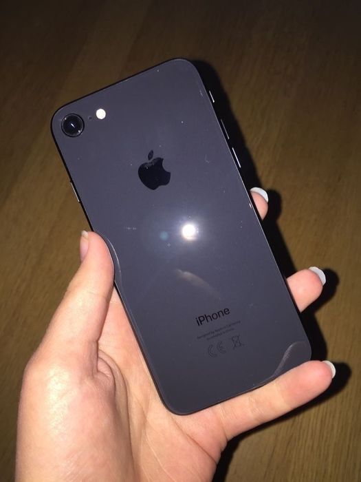 Айфон 8 IPhone 8
