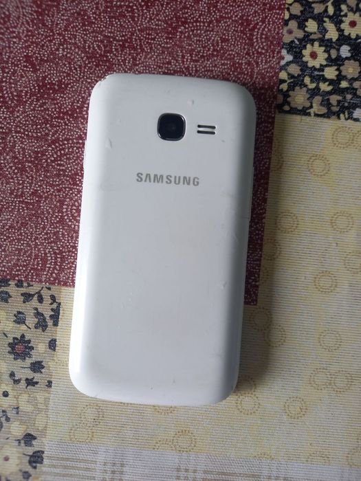 Телефон Samsung galaxy gt-s7262