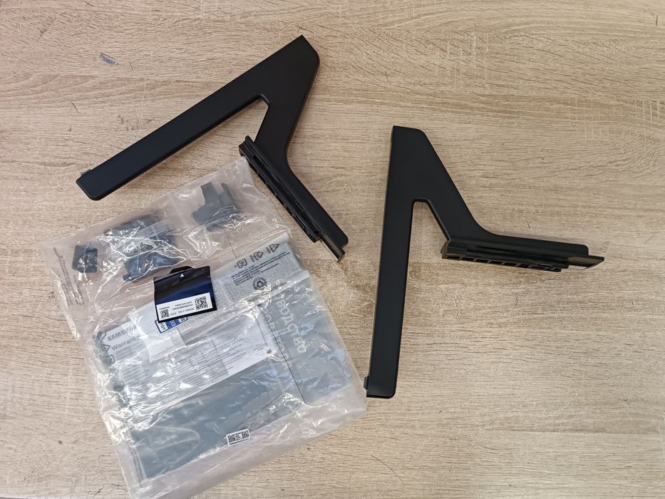 Телевизор Samsung QE65Q60