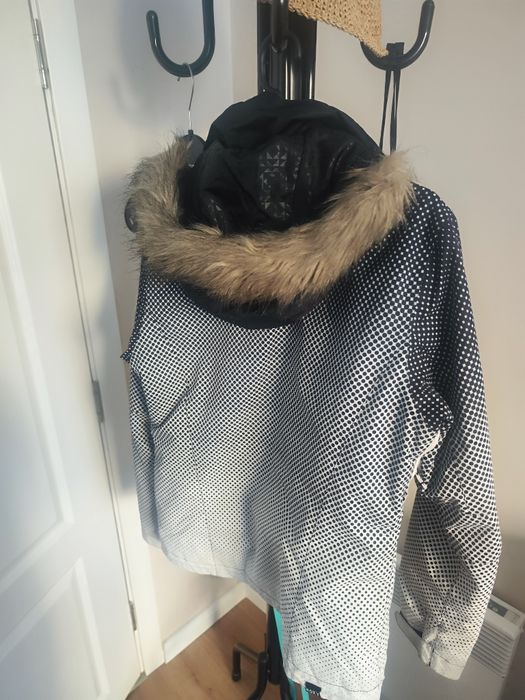 Зимно женско яке Roxy Size M