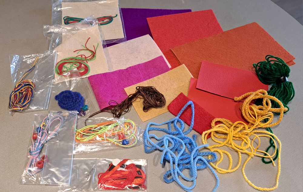 Подарявам материали за майсторене за София