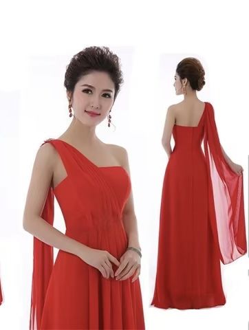 Красное вечернее платье