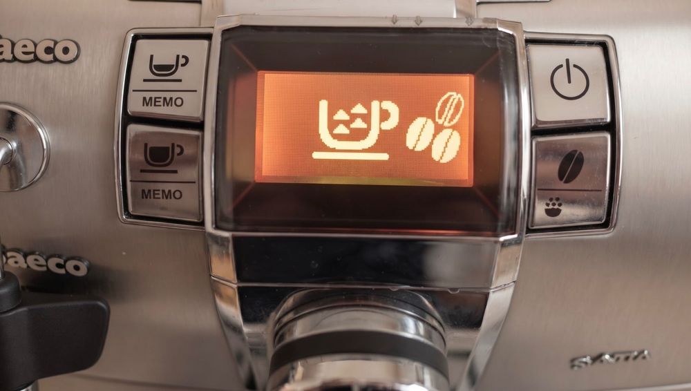 Espressor automat Saeco Syntia SUP 037DR – Inox, Râșniță încorporată, Made in Italy