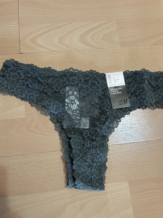 Chiloți diverse mărimi și culori h&m