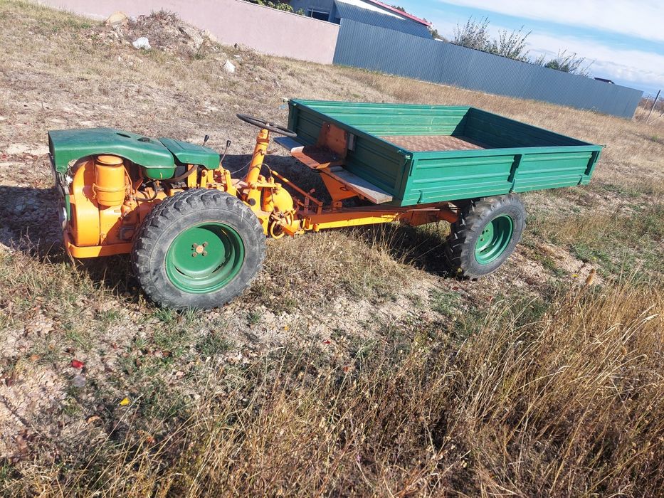 Tractoraș motocultor