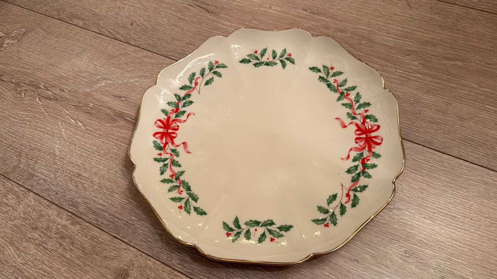 Lenox, 1980г– Голямо Коледно плато, златен печат.