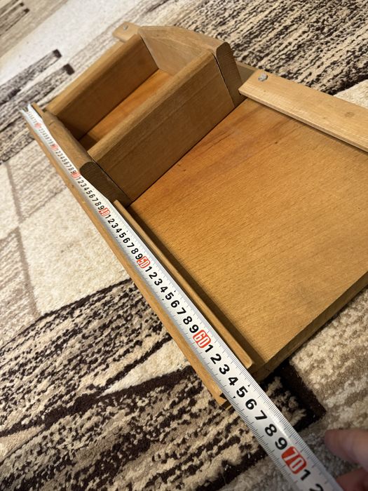 Răzătoare manuală din lemn, model vechi