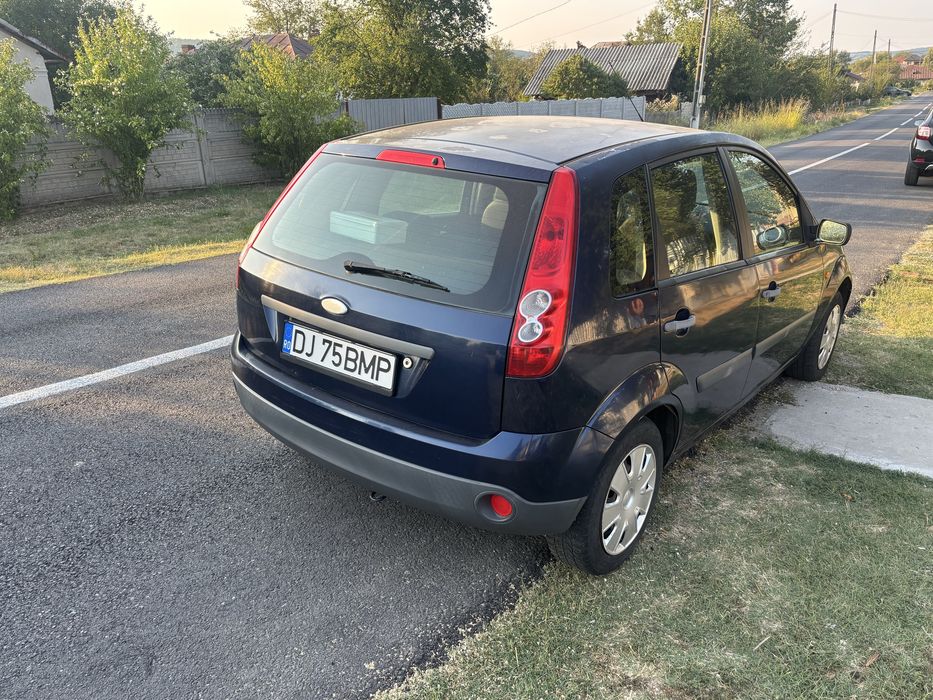 Ford Fiesta 1.2 benzina