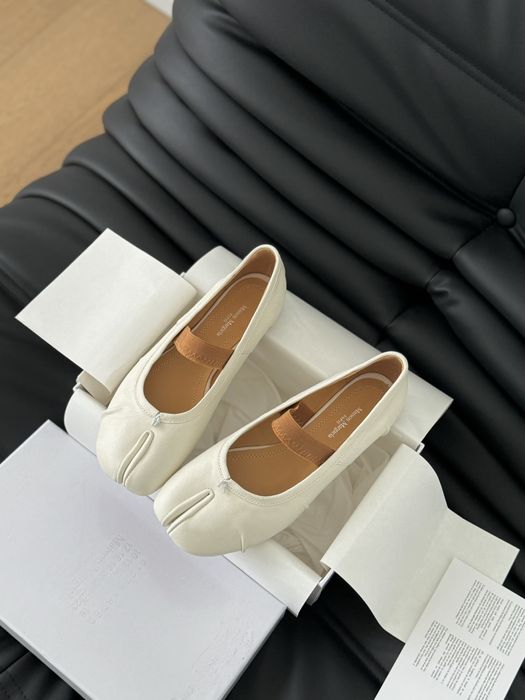 Balerini Maison Margiela alb, tip Premium