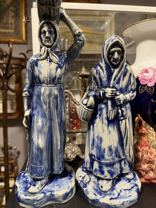 две стари немски керамични статуетки