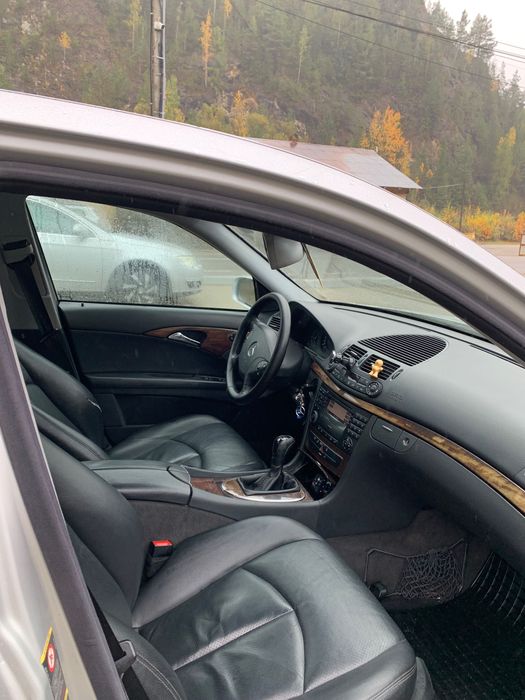 MERCEDES-BENZ E-Class 2003 — imagine 5