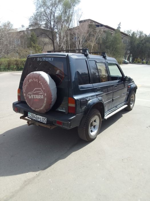 Suzuki vitara 1,6 бензин. Автомат.