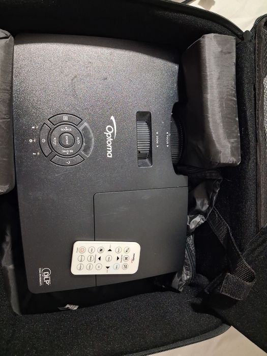 Proiector 3D Optoma H182X